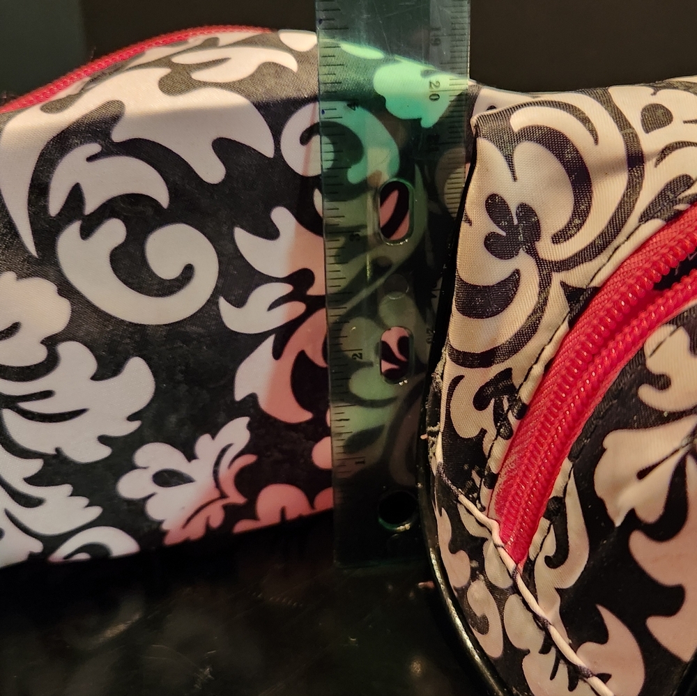 Floral and Black Patent Cosmetic Bag Bundle With A Pink  (2)S (1)M (1)L - Picture 4 of 10